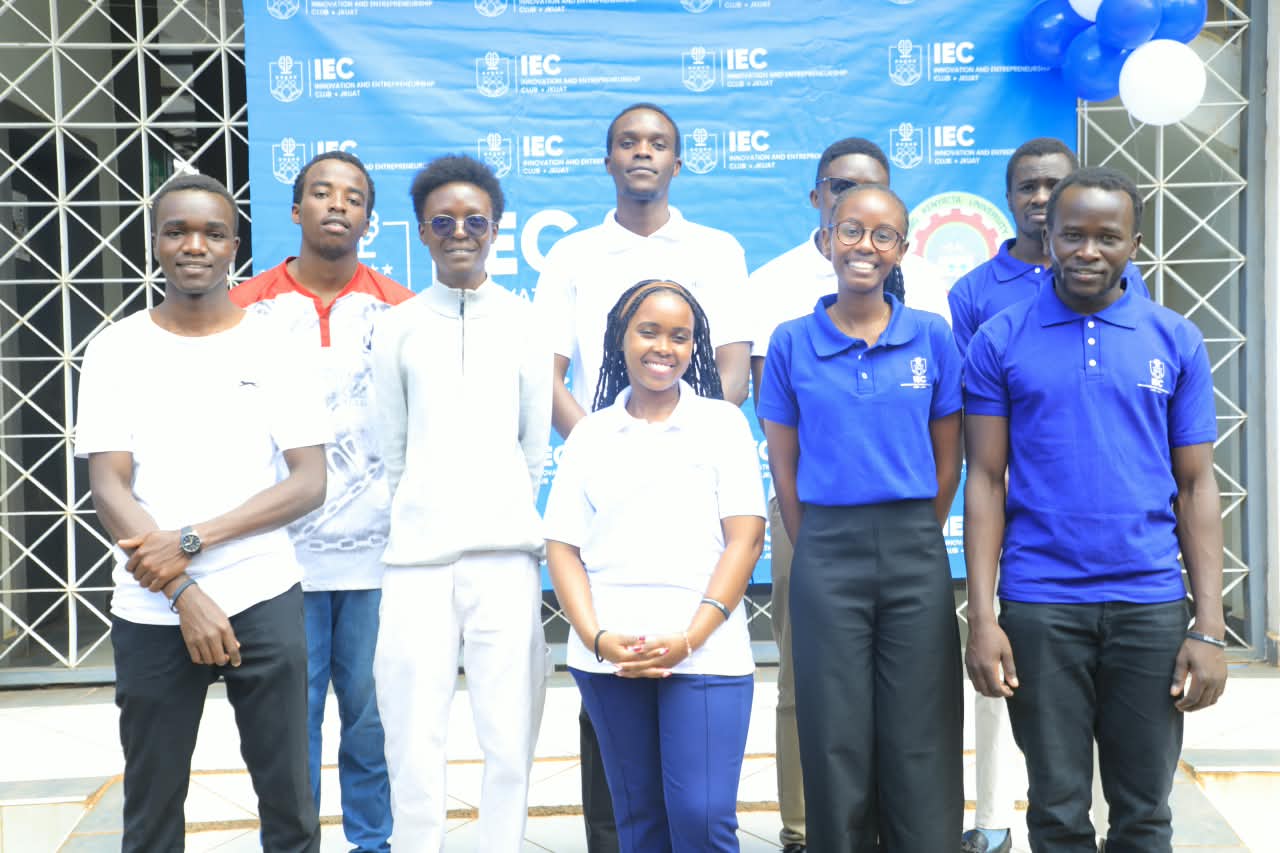 IEC members group photo